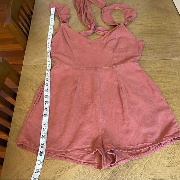 Urban Outfitters Rose Pink Kai Ruffle Tie-Back Romper Size 4 - Picture 13 of 14